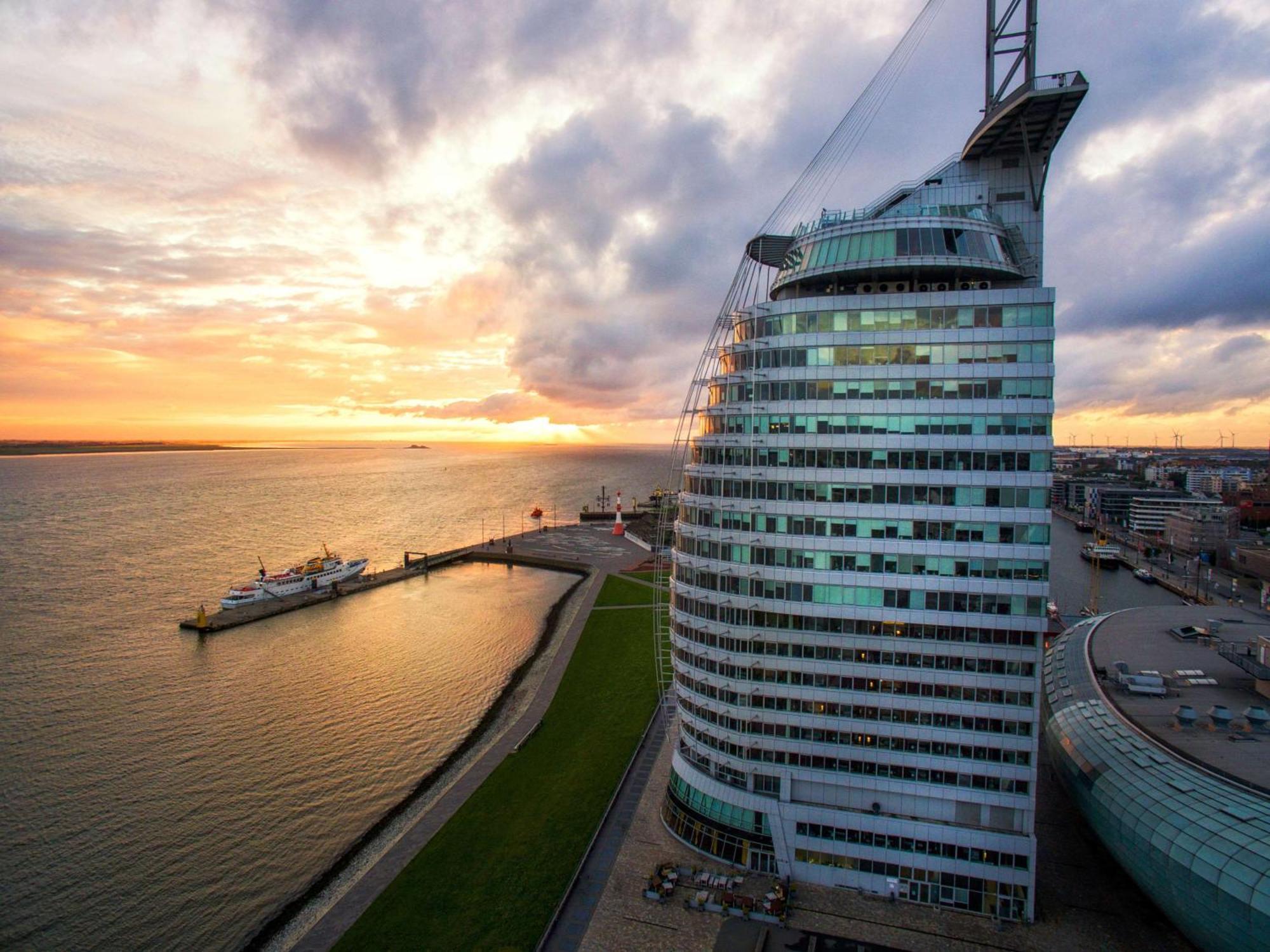 Atlantic Hotel Sail City Bremerhaven Exterior foto